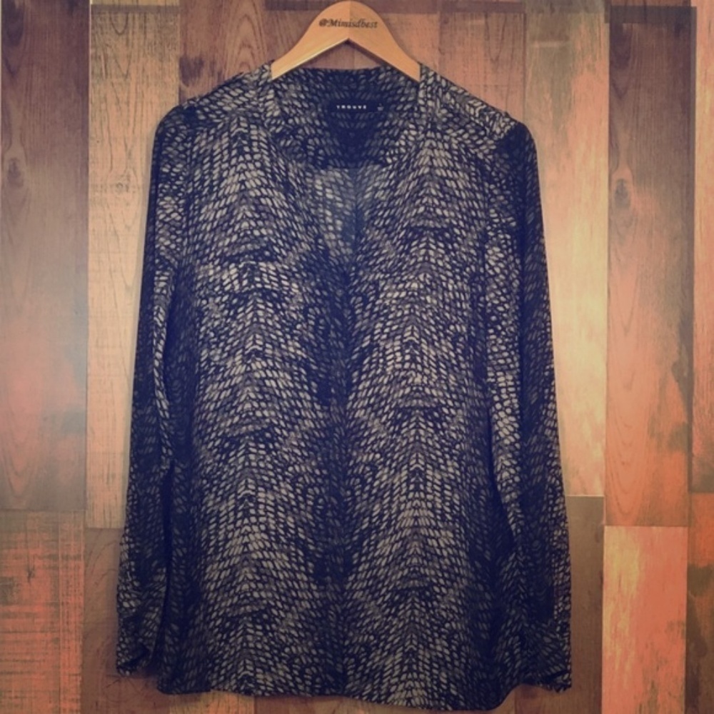 Trouvé collarless snake print blouse